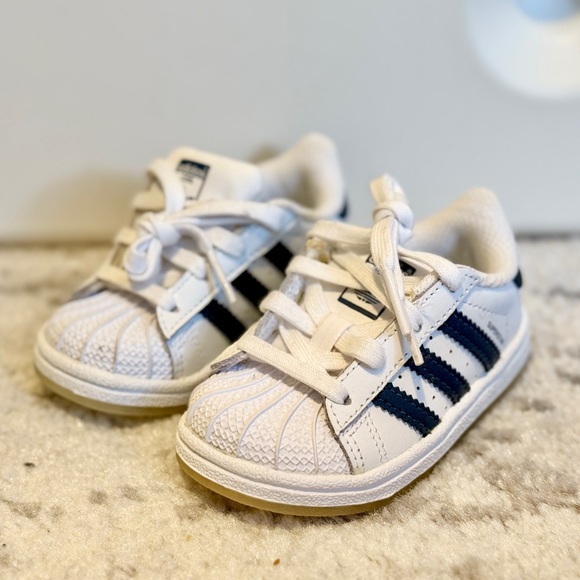 Adidas Kids Superstar shelltoe - Picture 2 of 6